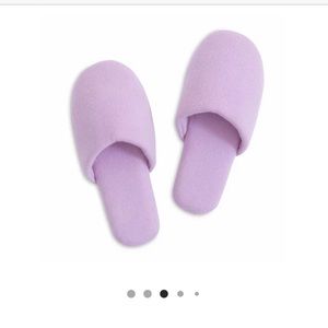 Cashmere slippers